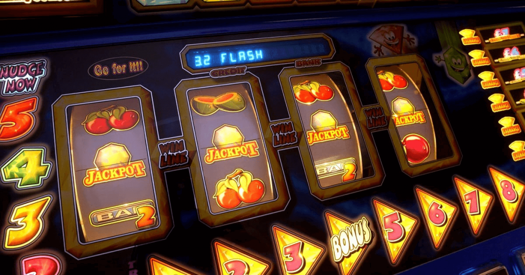 Pros and Cons of Playing Slot Games